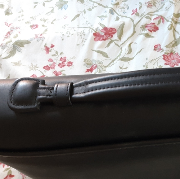 Black COACH briefcase - Picture 5 of 6